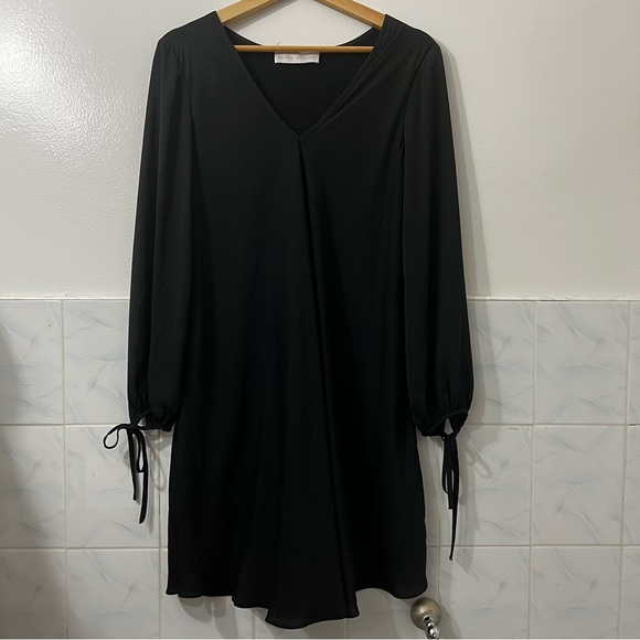 Vintage Amanda Uprichard M Long Sleeve V Neck Black Chic Minimalist Mini Dress - Picture 1 of 7